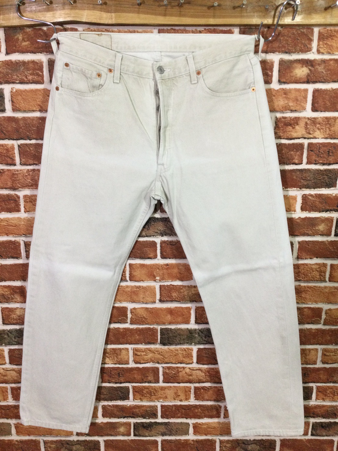 รหัส11840 Levi's501 สีครีม Made in UK